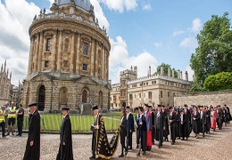 2021英国大学申请要求：英国Top10大学优势专业一览！